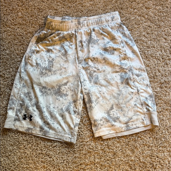 Under Armour Multi-Color Shorts Collection - Picture 7 of 7